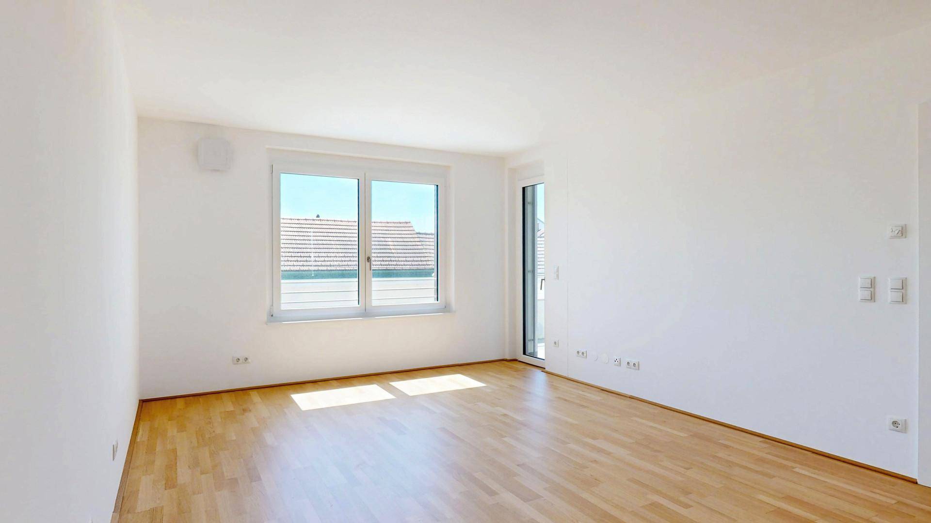 Wohnraum mit Ausgang auf Loggia