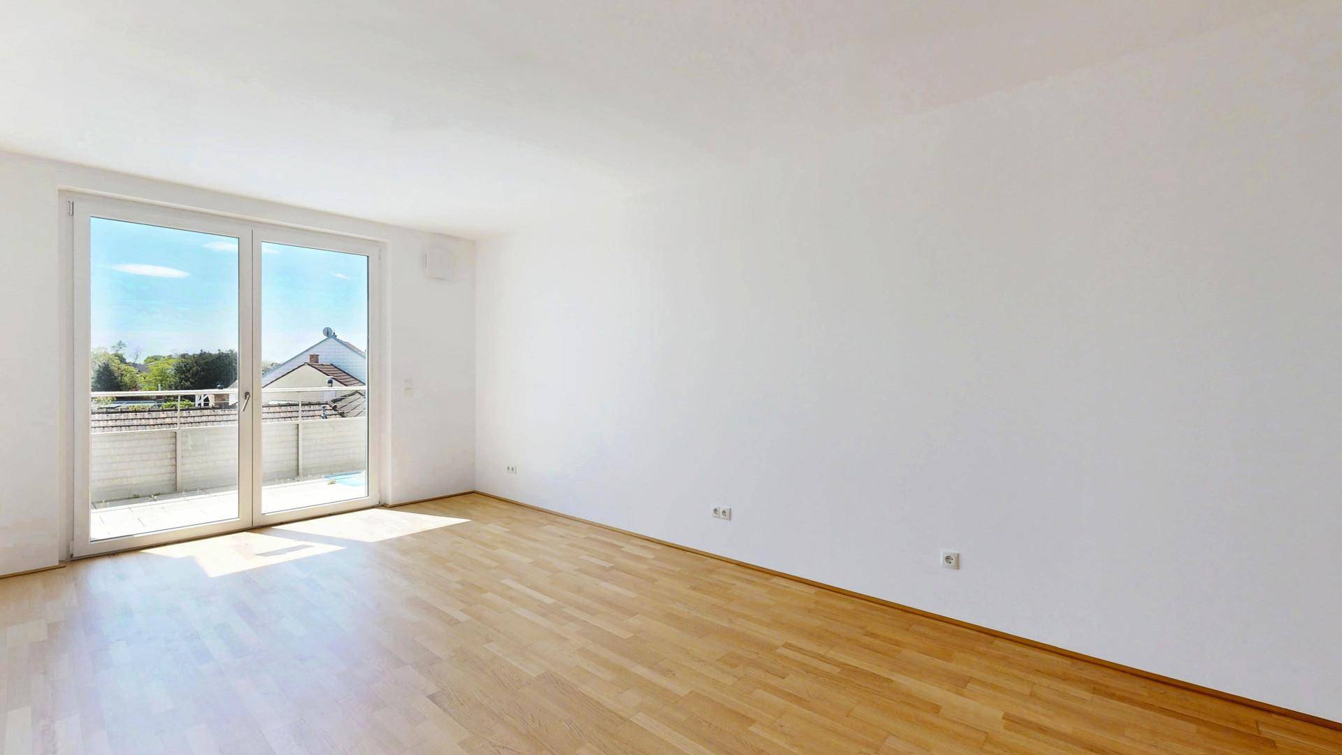 Wohnraum mit Blick auf Terrasse