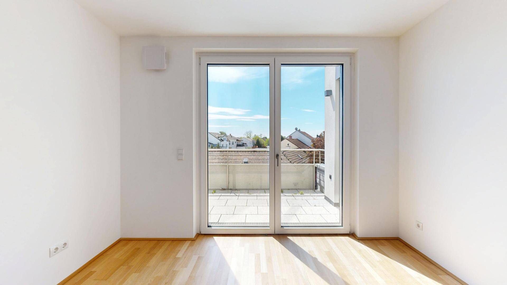 Wohnraum mit Blick auf Terrasse