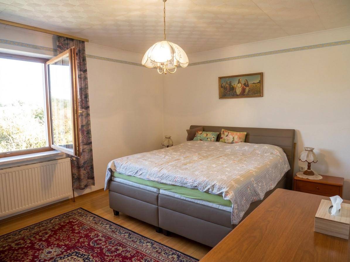 Schlafzimmer ( heller mit KI Unterstützung)