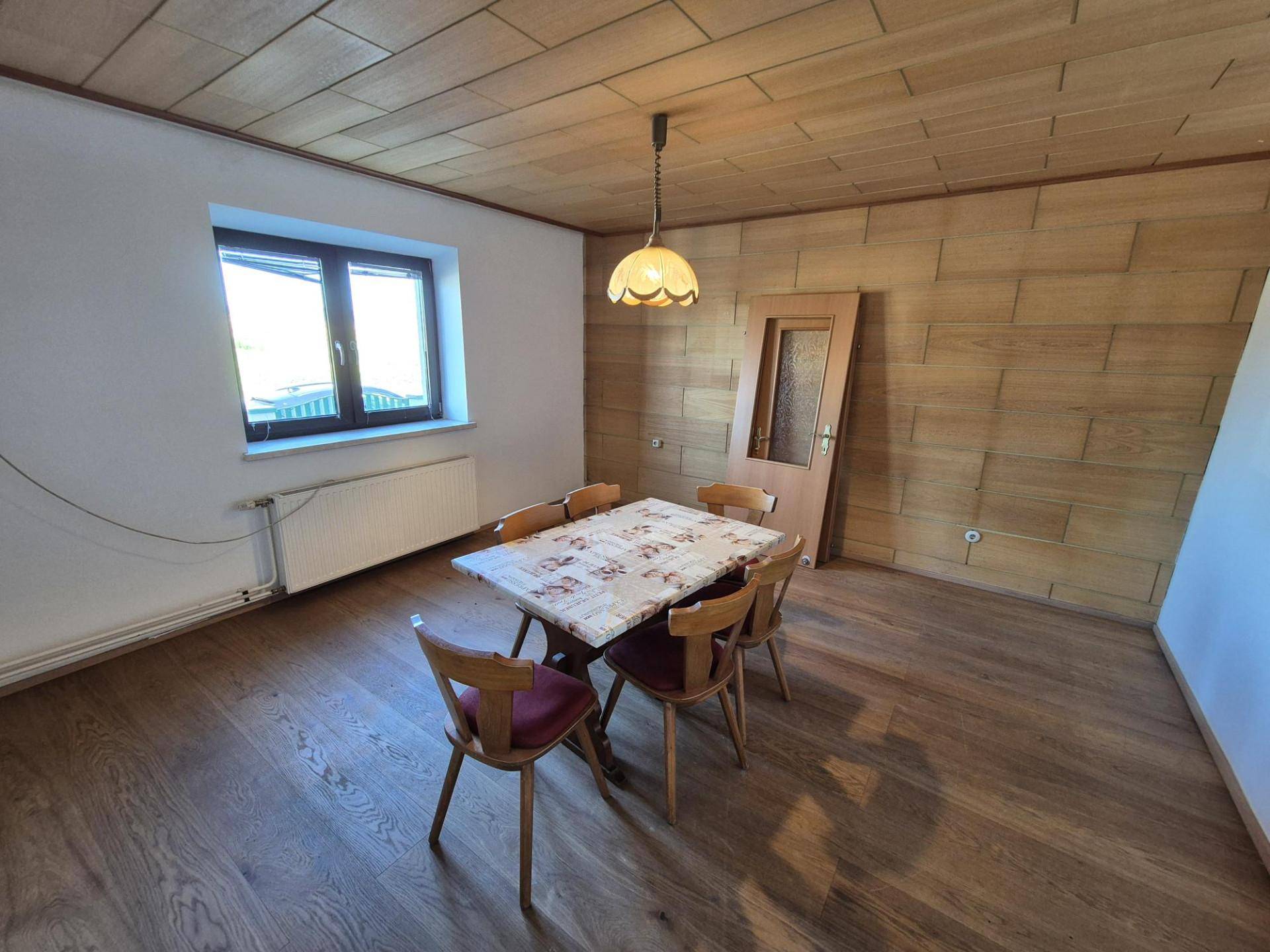 EG 1. Zimmer