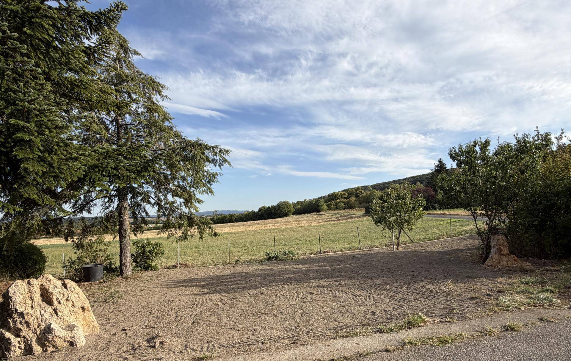 neu angelegter Garten, Weitblick