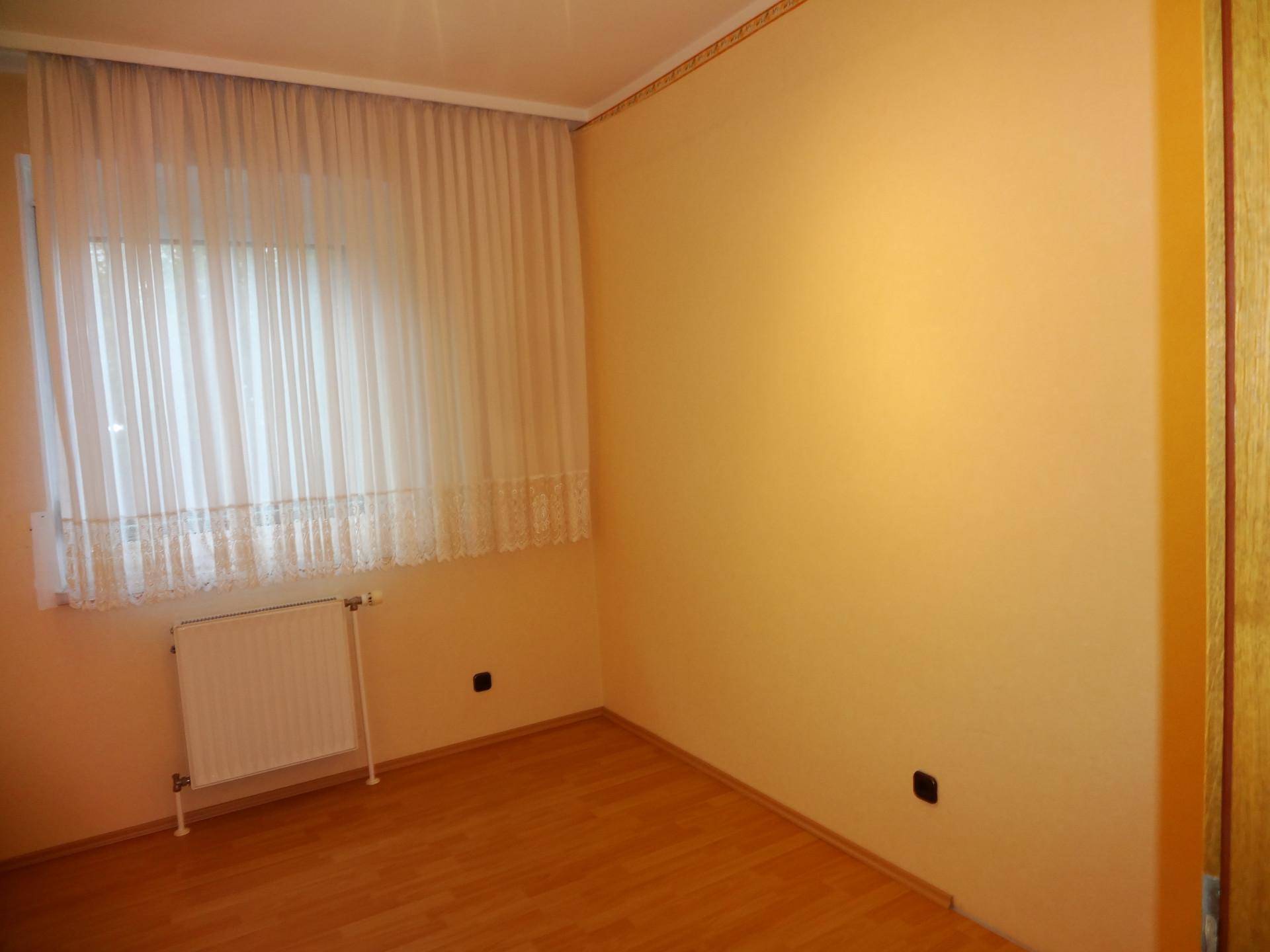 Zimmer 1 EG