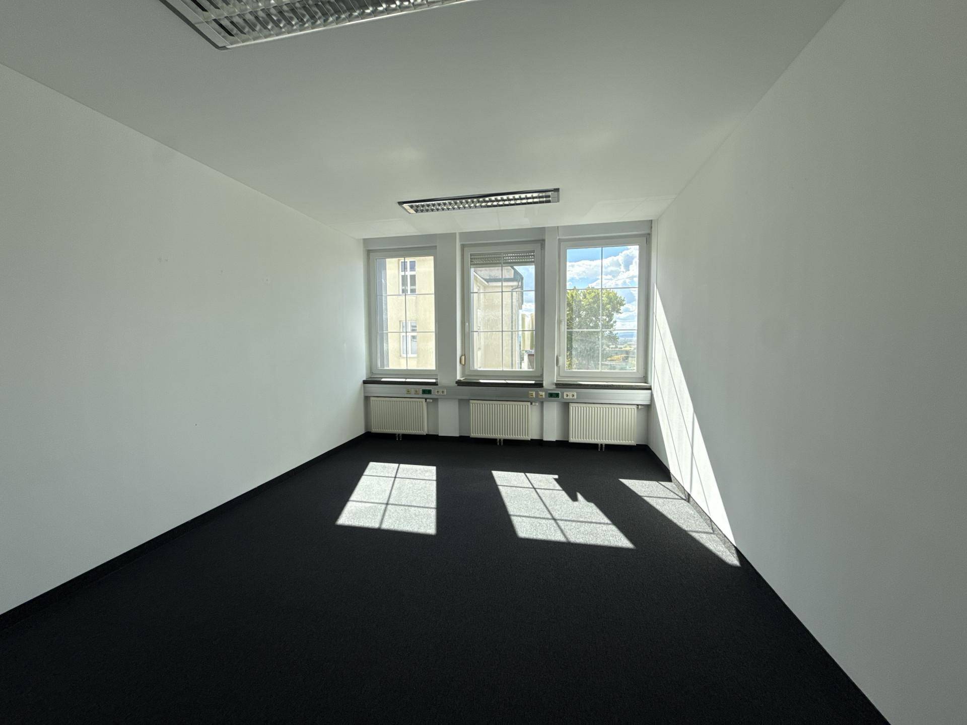 Büroraum 2