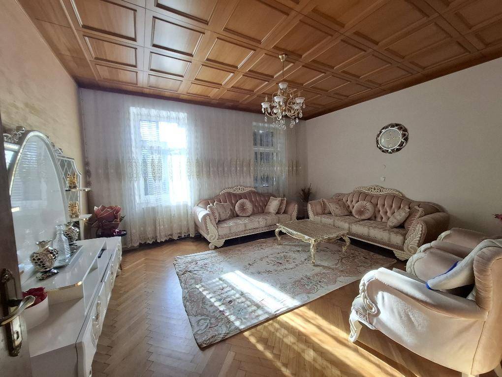 2. Wohnzimmer