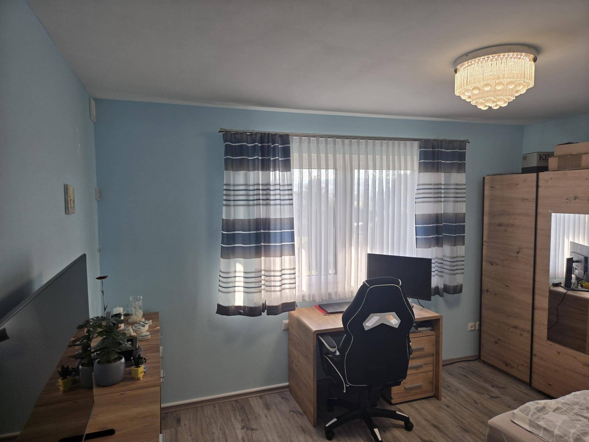 1. Zimmer im OG