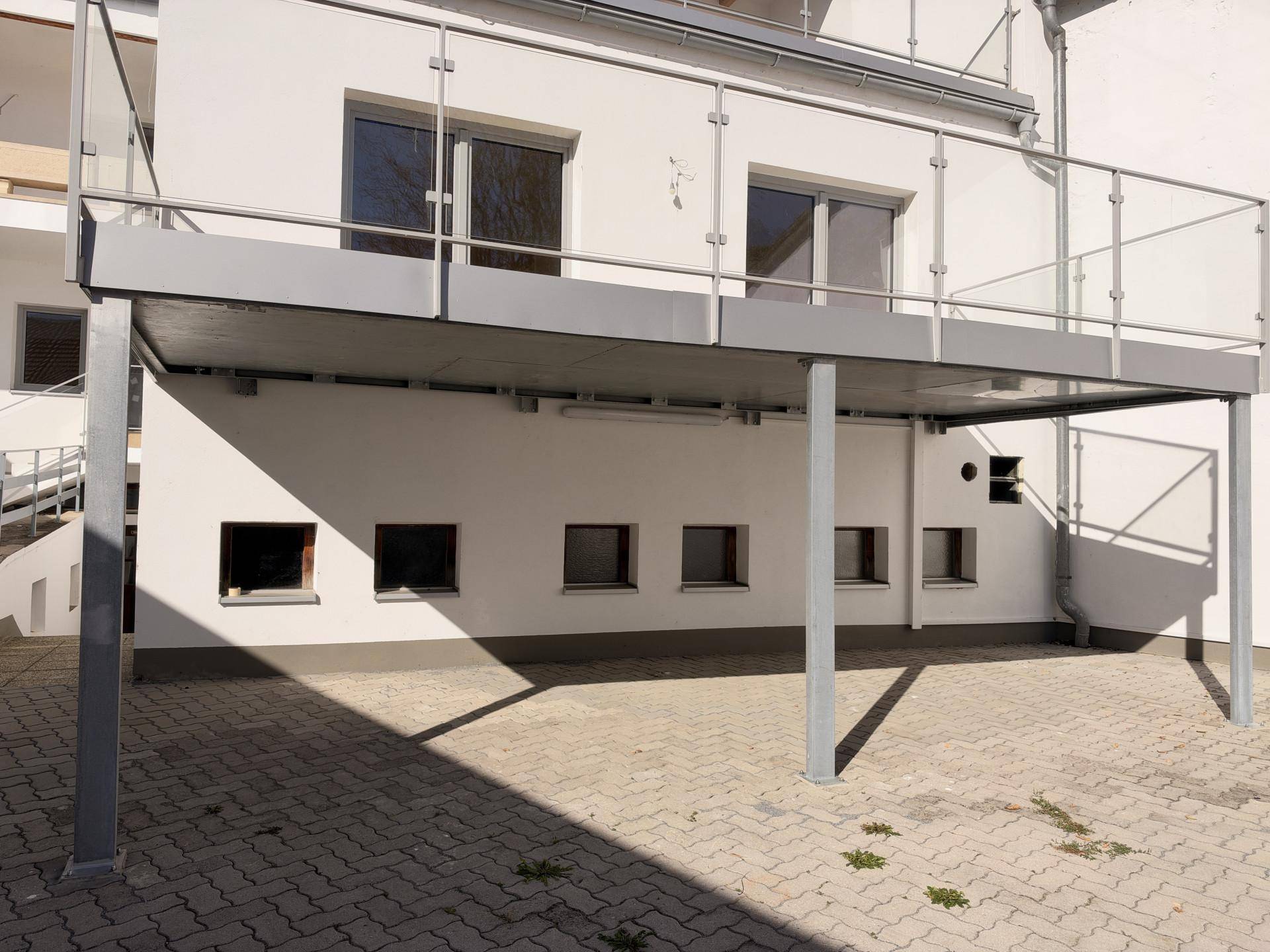 Carport