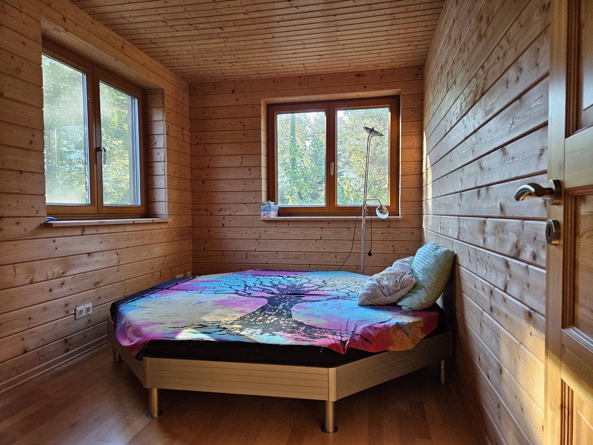 Schlafzimmer 1