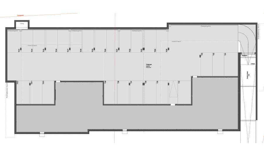 Grundriss einer Tiefgarage mit zahlreichen Stellplätzen und Zufahrtsrampe.