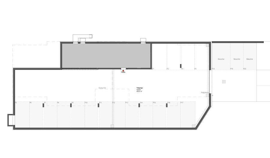 Grundriss einer Tiefgarage mit zahlreichen Stellplätzen und klaren Zugangsbereichen.