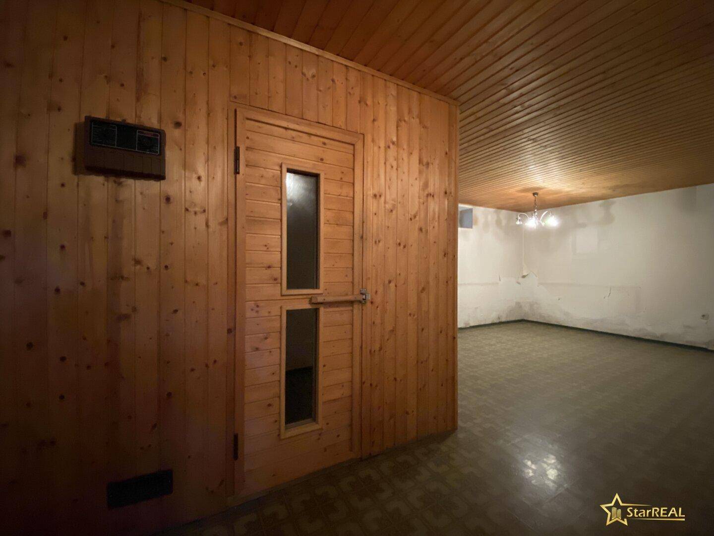 Keller Sauna