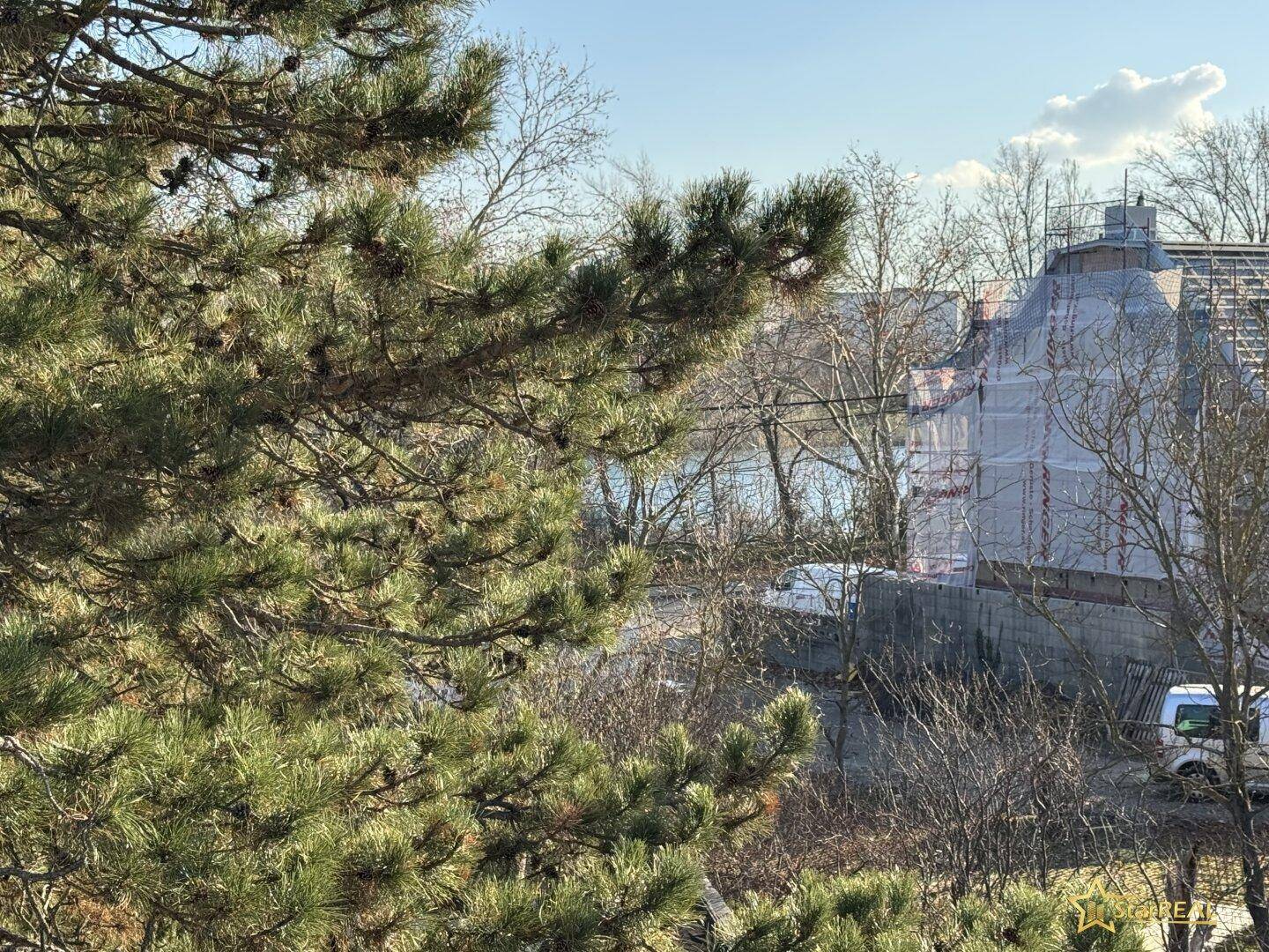 Badezeich Hirschstetten in Sichtweite