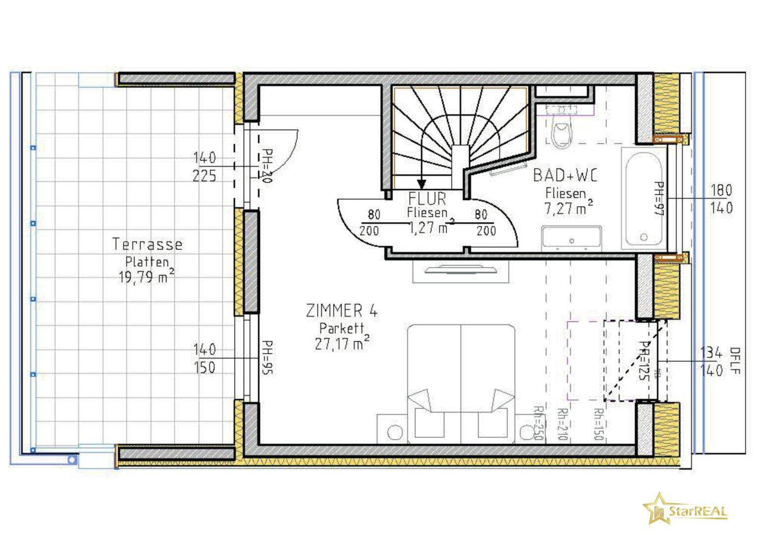 Grundriss des Dachgeschosses mit einem Schlafzimmer, Bad, Flur und großer Terrasse mit Dachschrägen.
