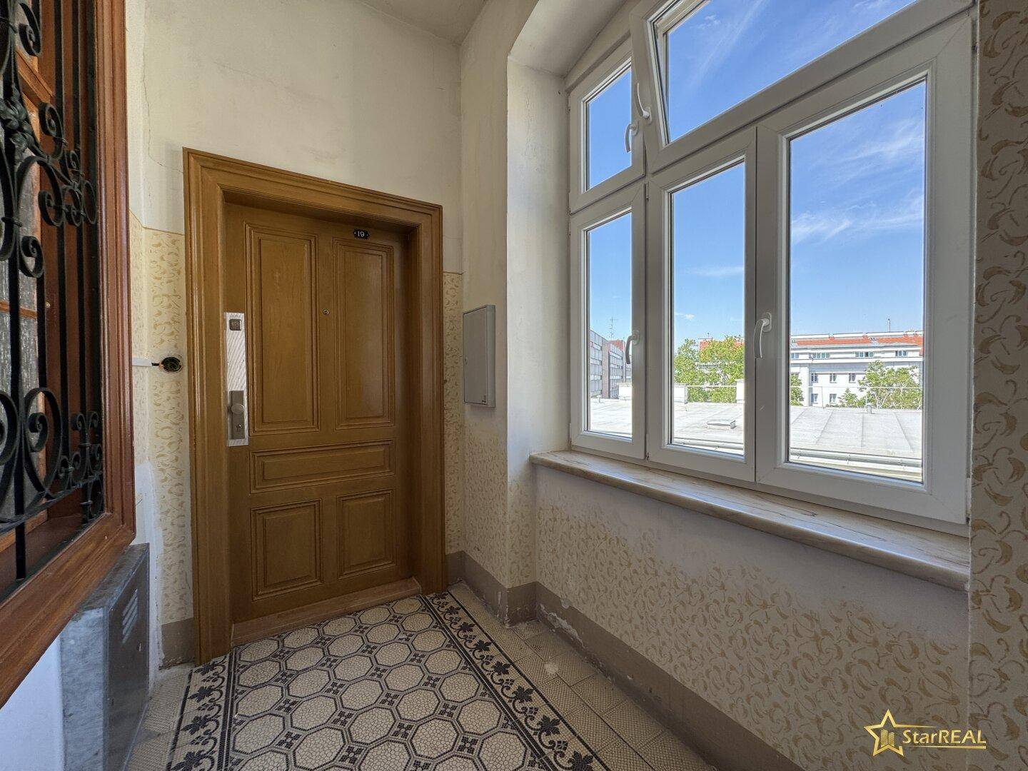Wohnungstür