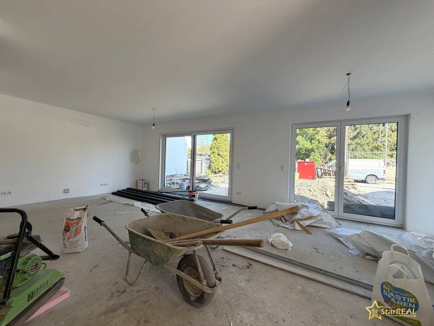 NEUBAU IN ZENTRUMSNÄHE! 5 ZIMMER-ZIEGELHAUS MIT 2 BÄDERN UND 3 WC´S. - Widok 6