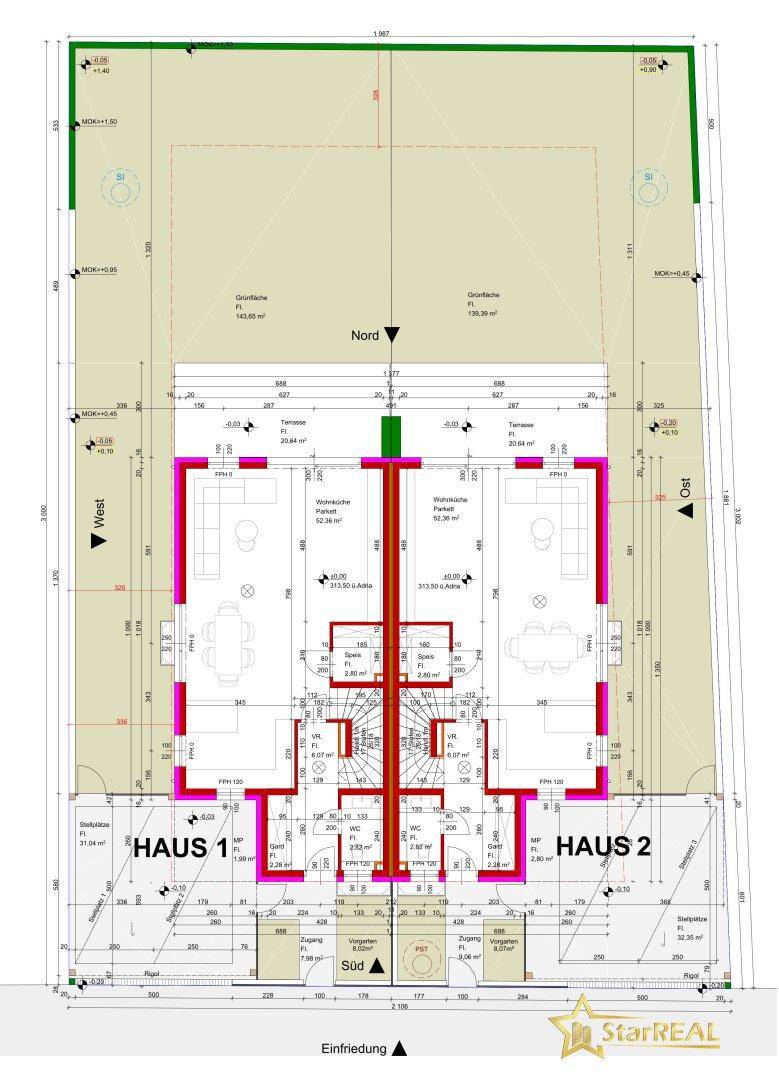 Grundriss des Erdgeschosses der Doppelhaushälften mit Terrassen und Gartenflächen.