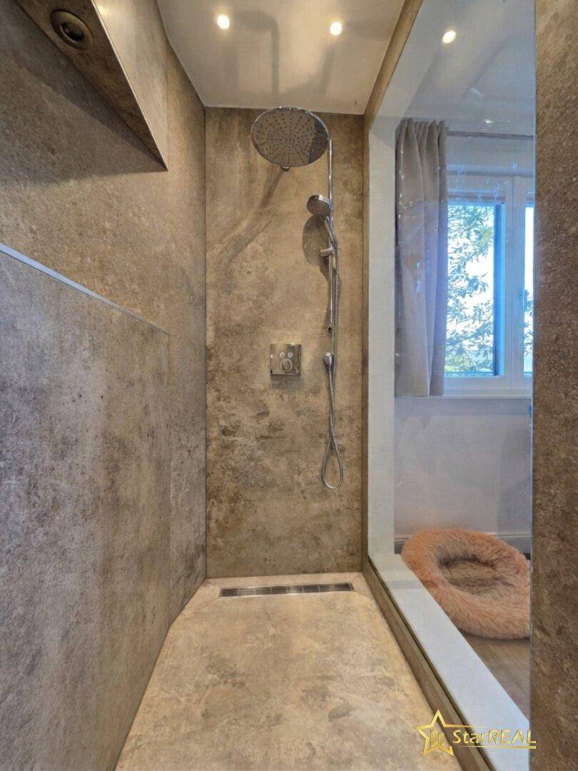 Dusche