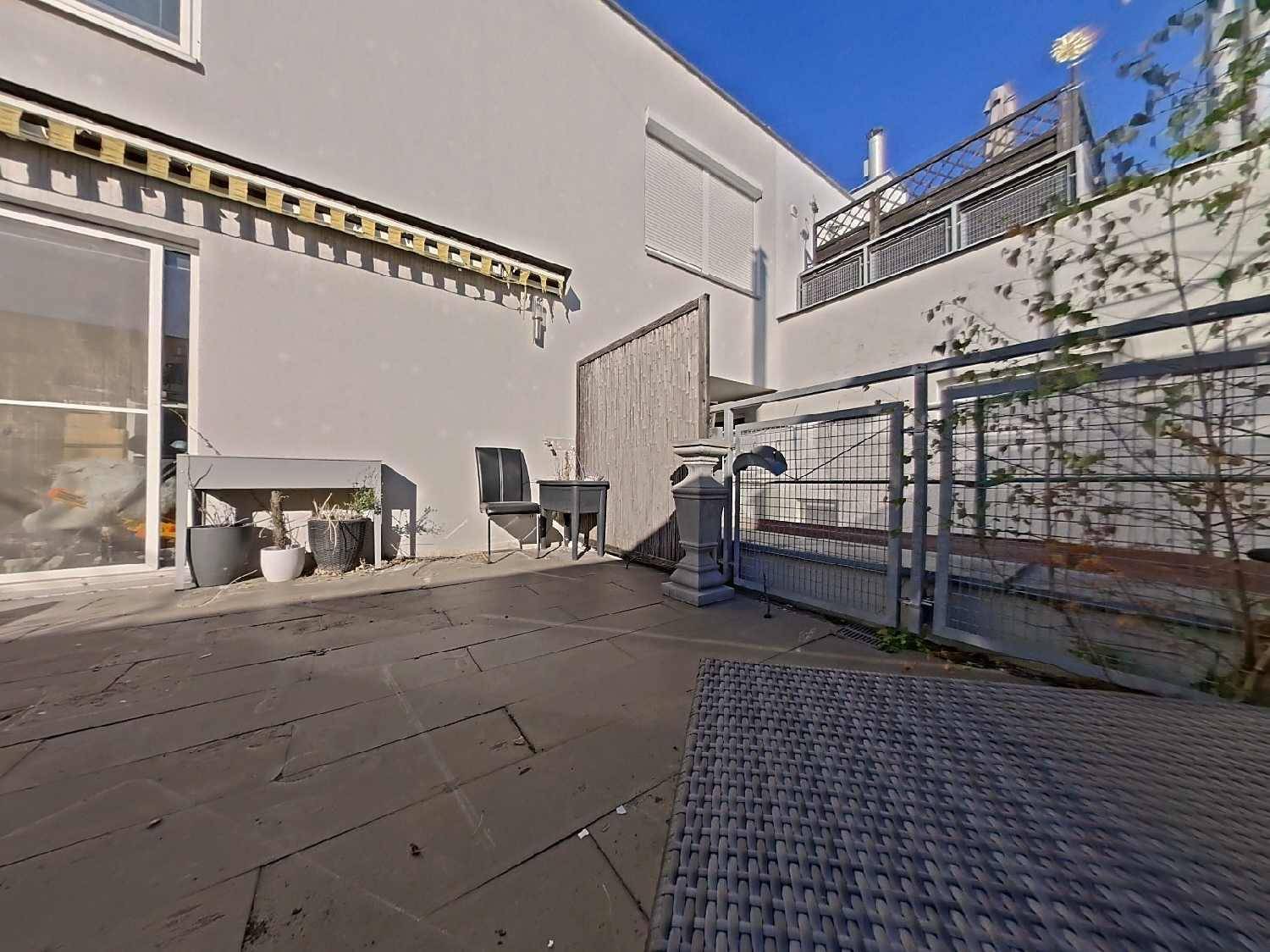 Terrace_1