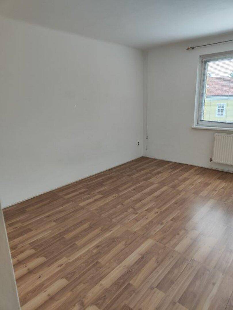 Geräumige 3-Zimmerwohnung in zentraler Lage - Ansicht 6