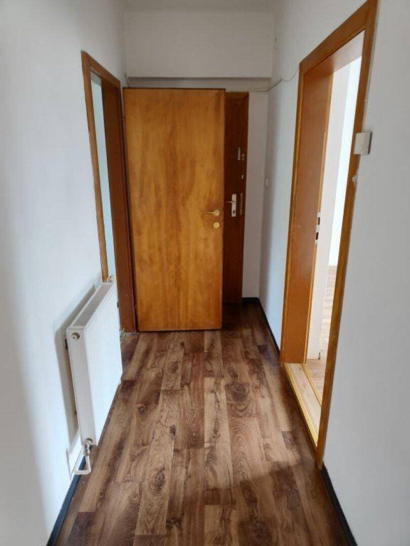 Geräumige 3-Zimmerwohnung in zentraler Lage - Ansicht 2