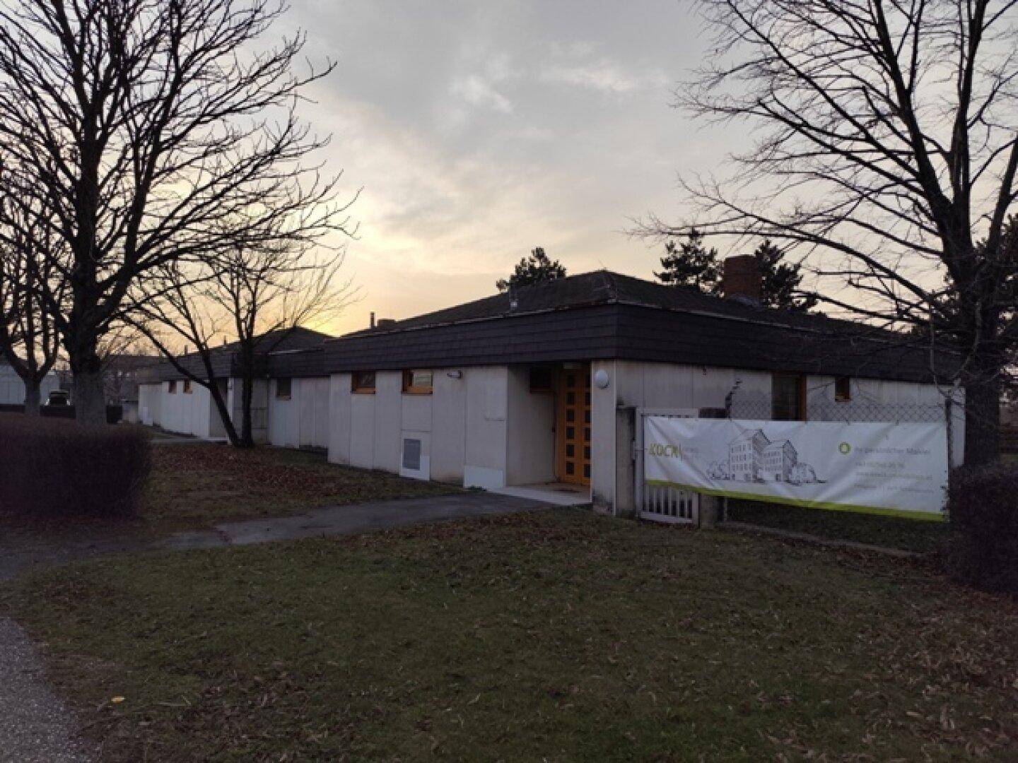 Großzügiges Büro in Parndorf mit Garten, 4 Garagen &amp; 9 Stellplätzen zu mieten! - Ansicht 6