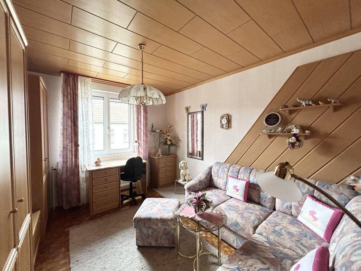 Schlafzimmer 3