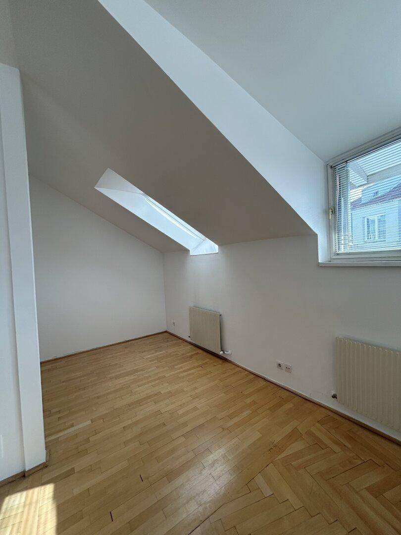 Schlafzimmer untere Ebene