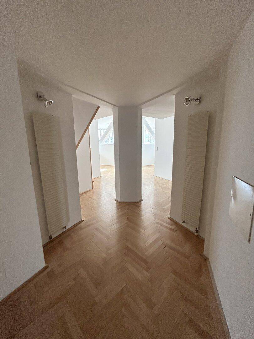 Blick zum Wohnzimmer