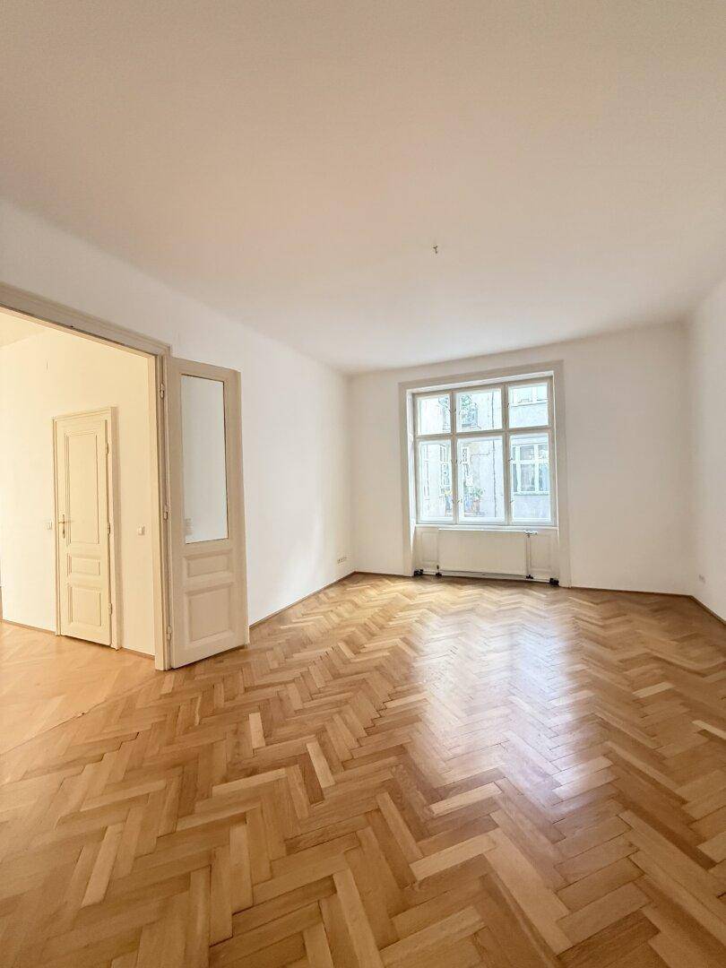 Zimmer zum Innenhof