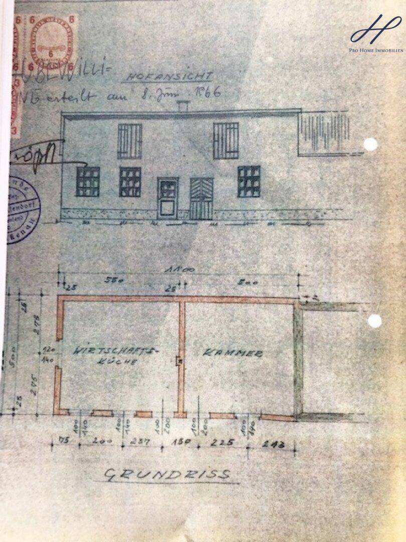 Historischer Grundriss mit Hofansicht und Wirtschaftsräumen.