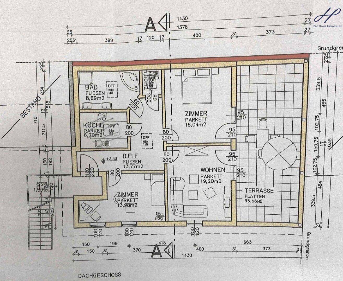 Grundriss des Dachgeschosses mit Schlafzimmern, Bad, Küche und großer Terrasse.