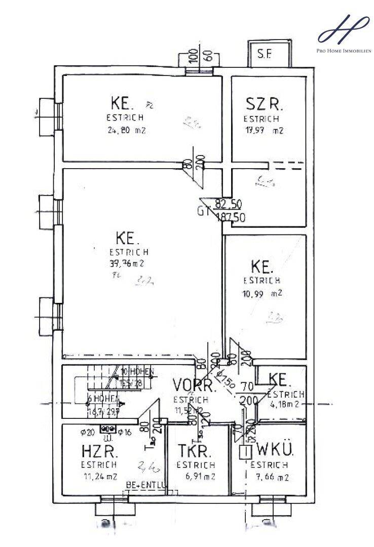 Grundrissplan des Untergeschosses mit mehreren Kellerräumen, einem Schlafzimmer und einem Heizraum.