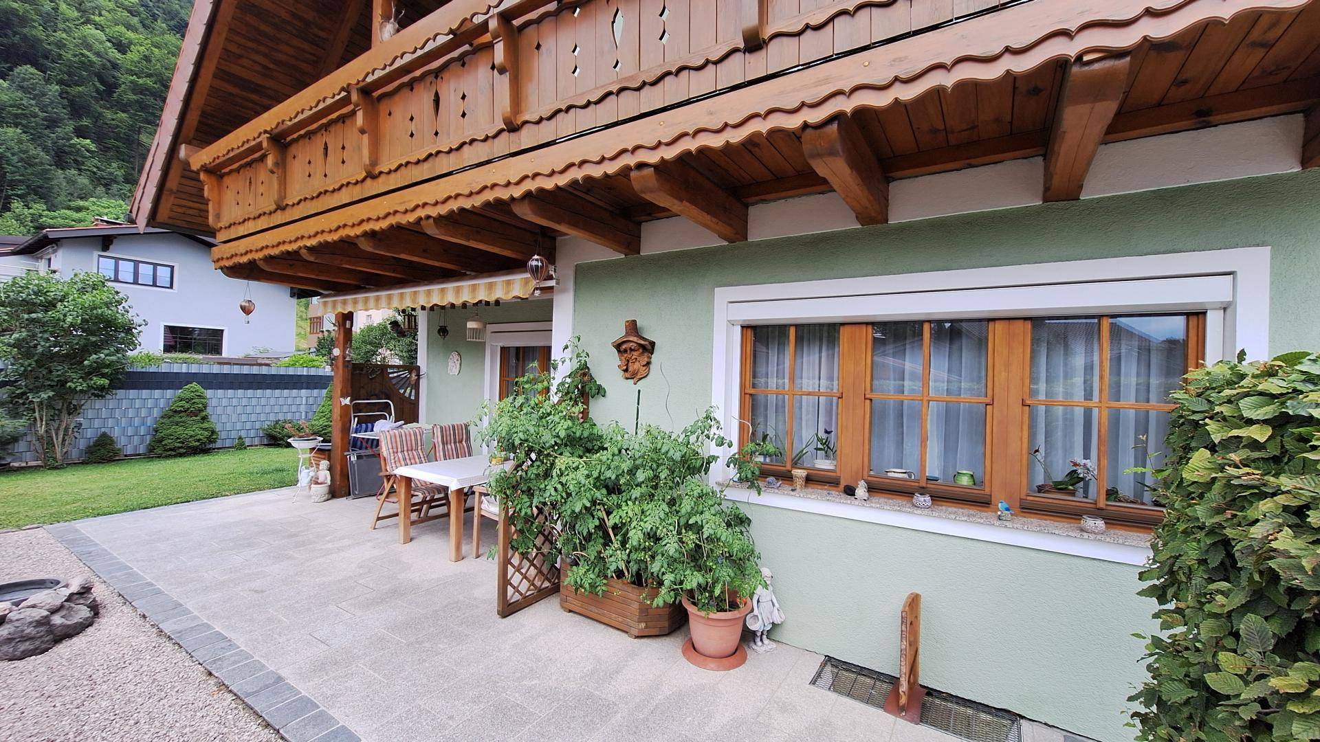 Terrasse m. Garten