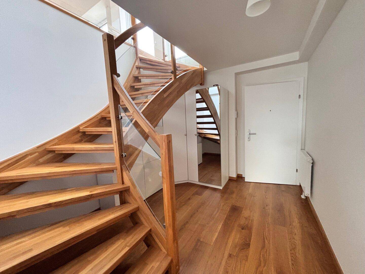 offene Holztreppen
