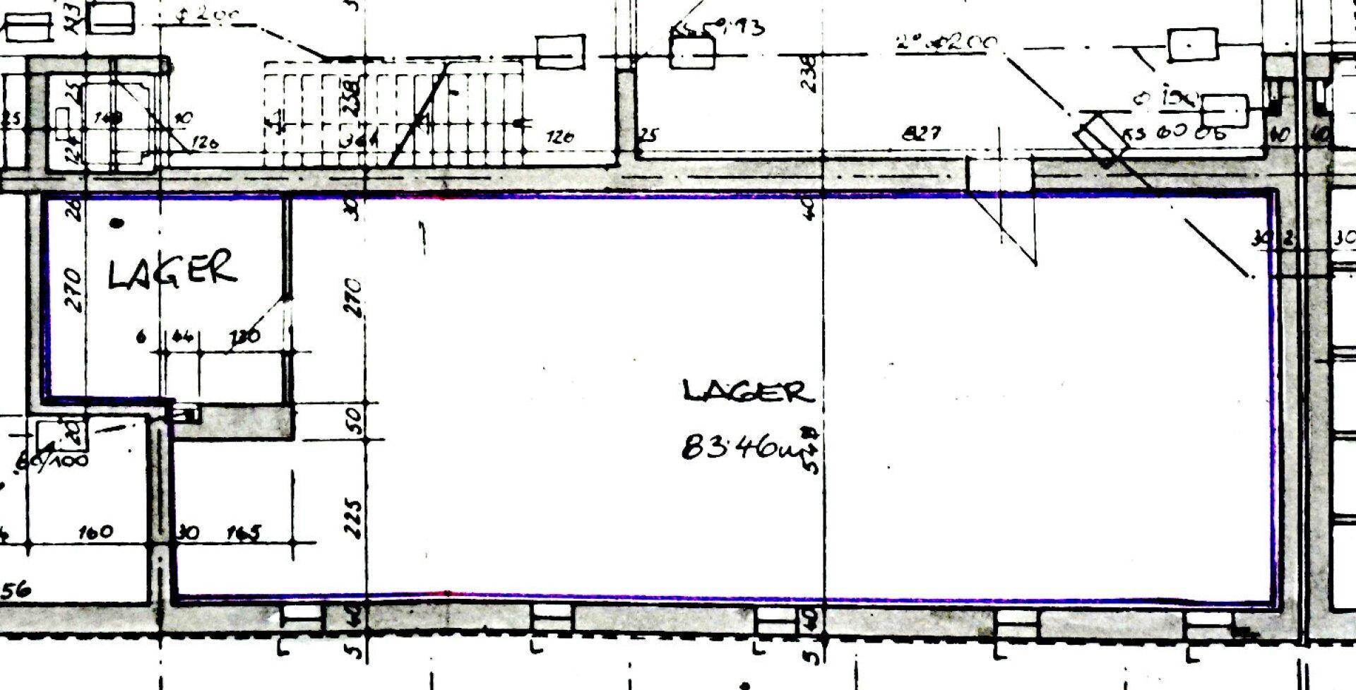 Grundriss eines Lagerbereichs mit Maßen, ideal für Lagerung oder gewerbliche Nutzung.