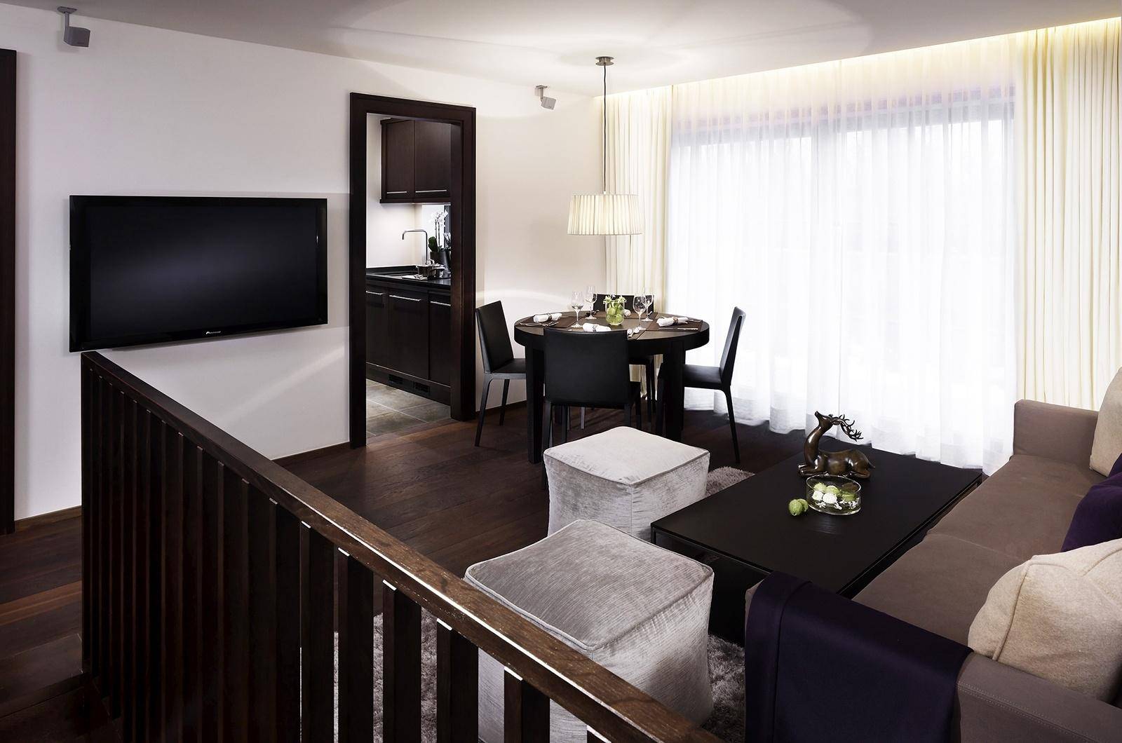 The Suite_S_Harisch Suites_Wohnzimmer_Gries