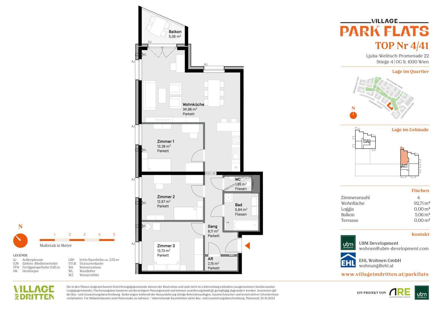Grundriss einer 4-Zimmer-Wohnung mit offener Wohnküche, zwei Bädern und Balkon.