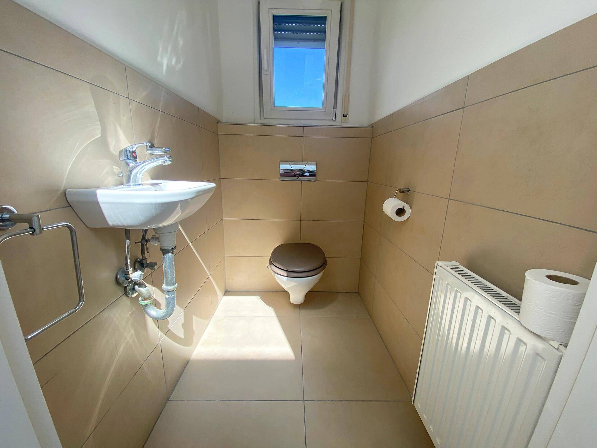 OG WC