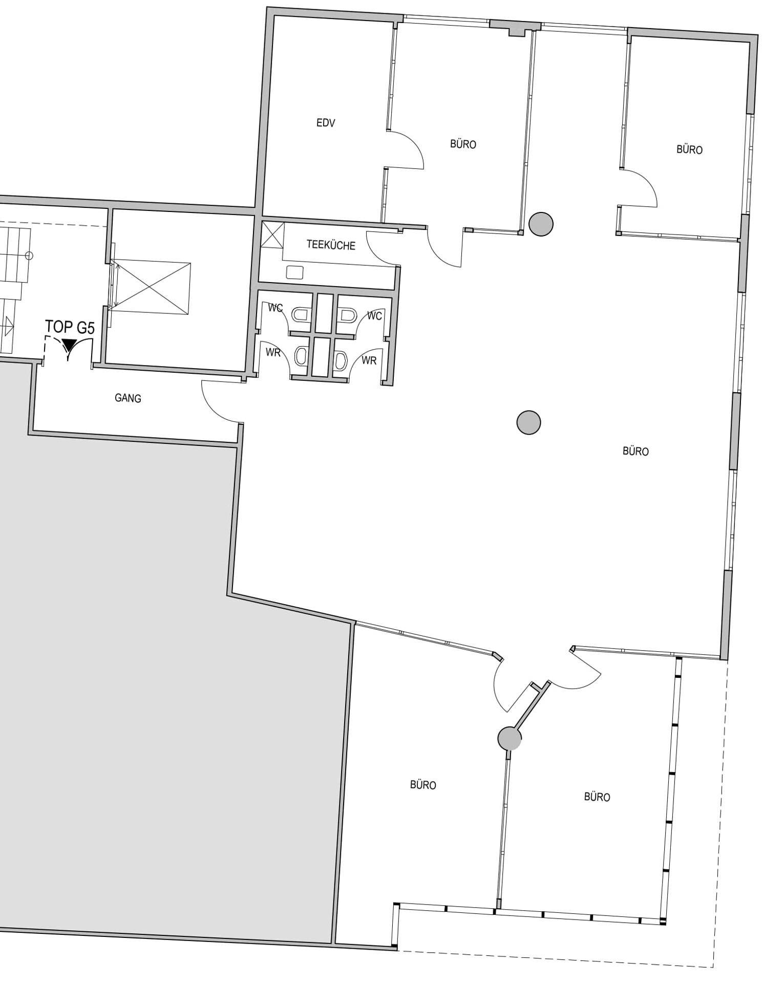 Grundrissplan einer Büroetage mit mehreren Büros, Teeküche und Sanitäranlagen, zeigt eine effiziente Aufteilung.