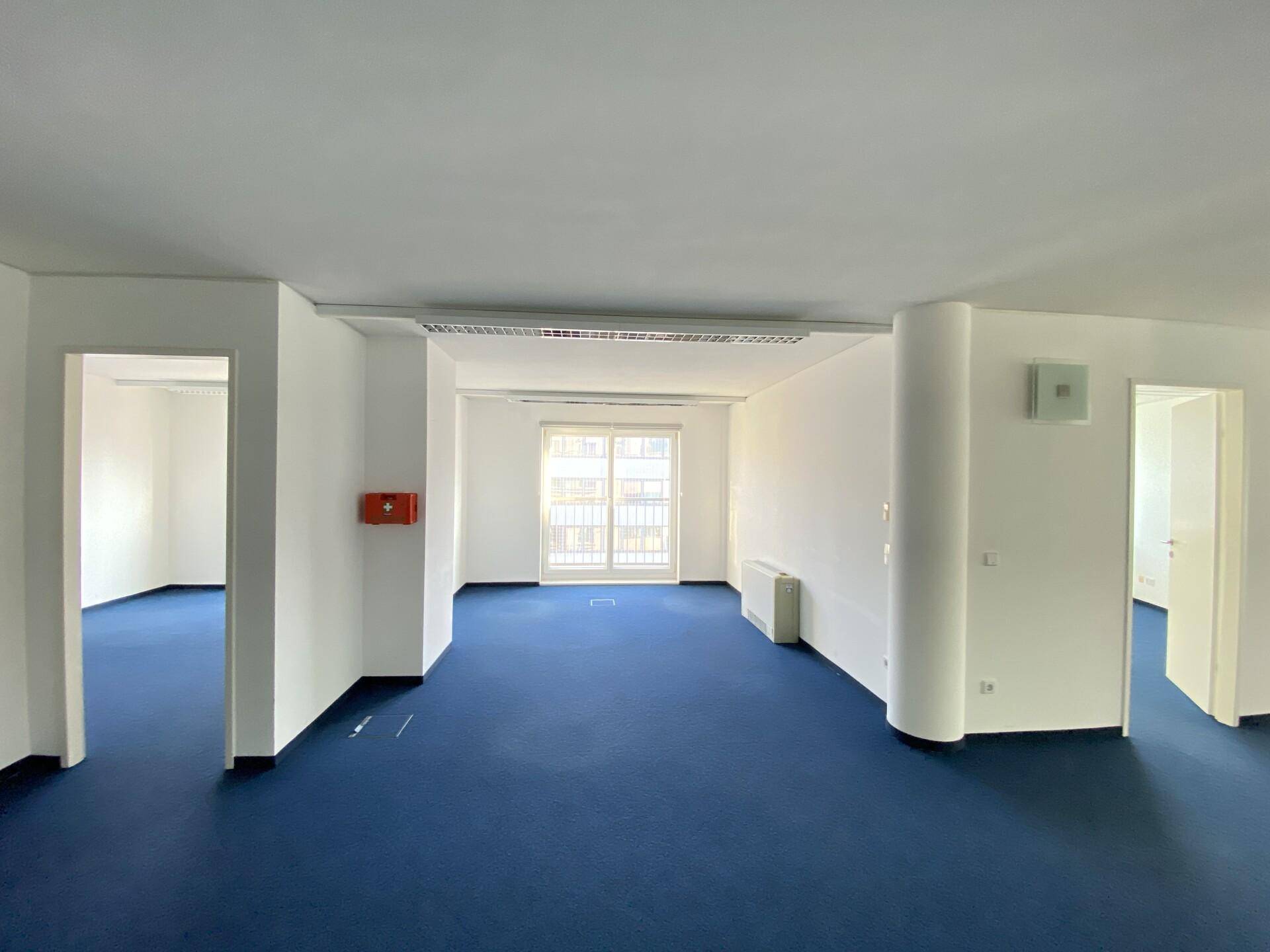 Gut geschnittenes Büro mit Aussicht - zentrale Urfahraner Lage, ideal für Start-ups und kleinere Unternehmen - Ansicht 5