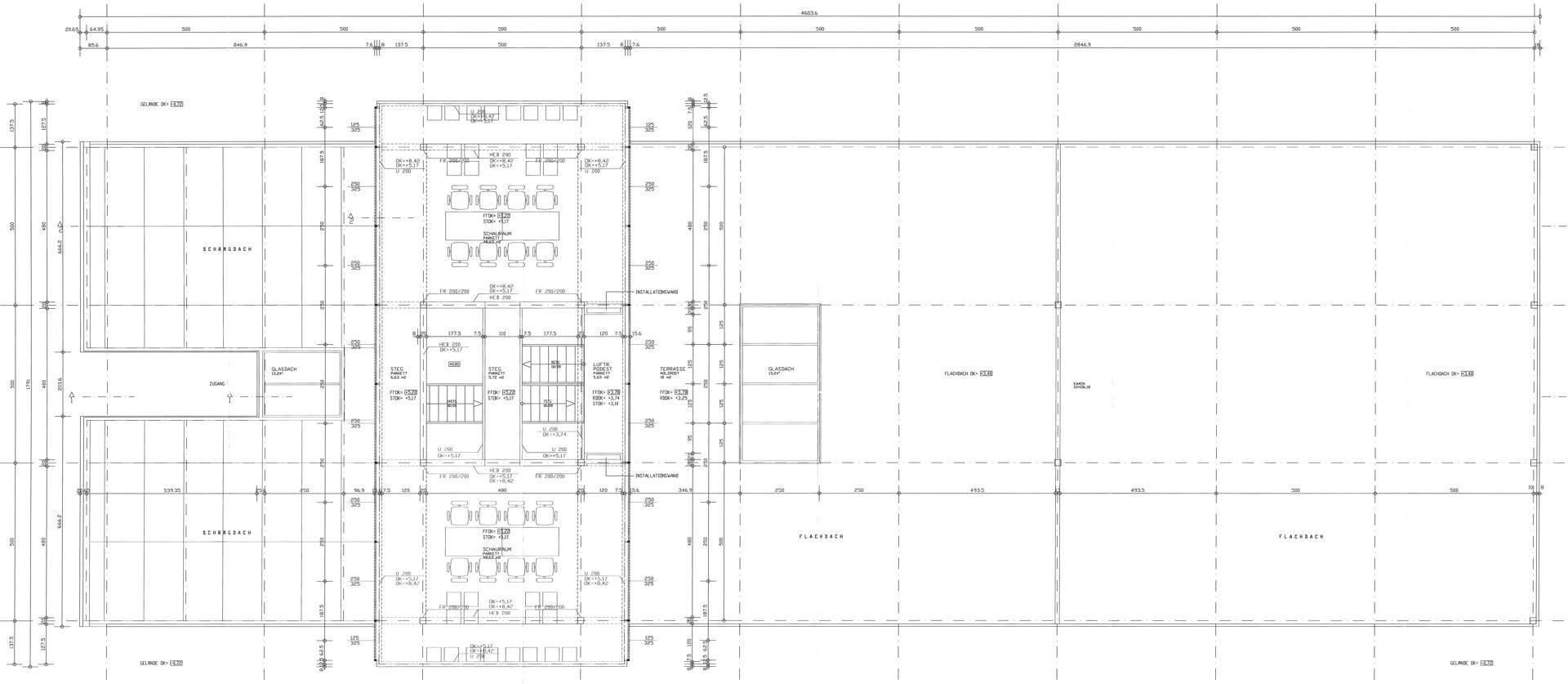Grundriss des Dachgeschosses mit flexiblen Büroräumen und potenziellen Erweiterungsflächen für individuelle Gestaltung.