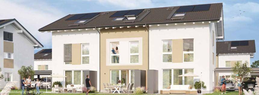 Moderne Reihenhäuser mit weißer Fassade, großen Fenstern und Solaranlagen auf dem Dach.
