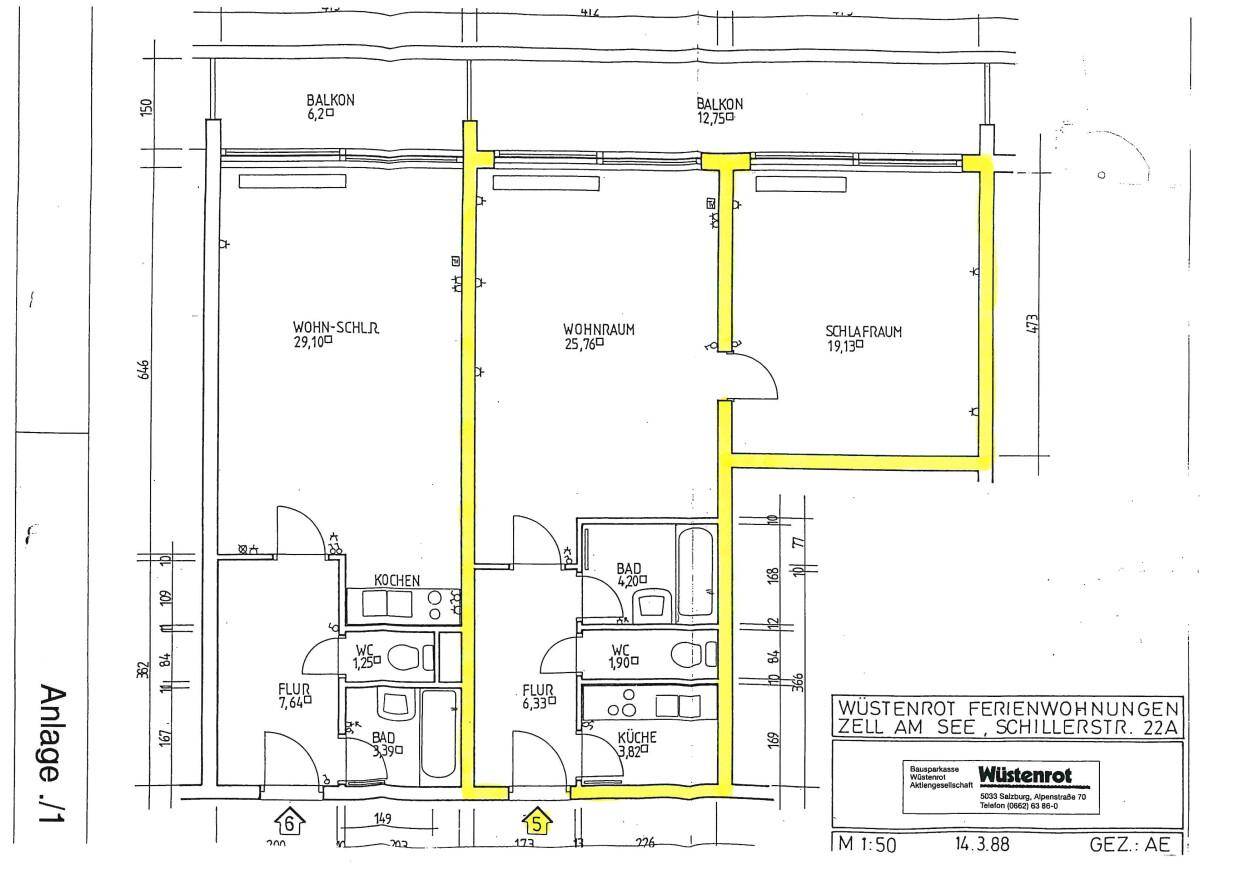 Grundrissplan einer Ferienwohnung mit zwei Balkonen, Wohnräumen und Schlafzimmern.