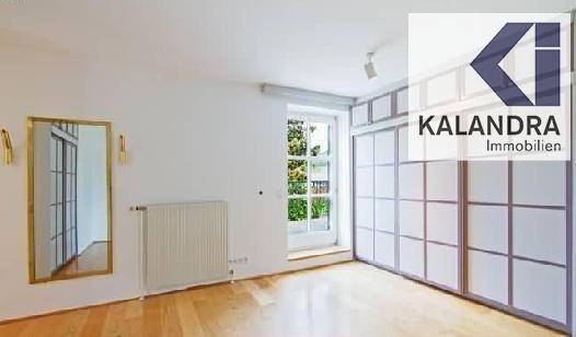 Vorraum mit Einbauschrank