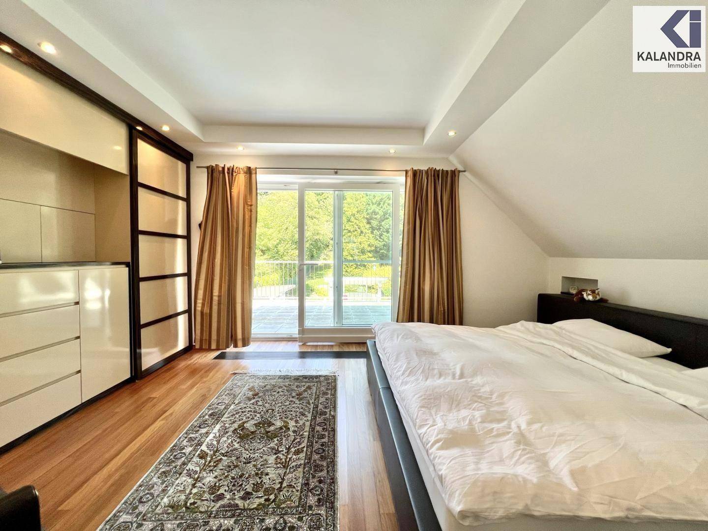 Master-Bedroom