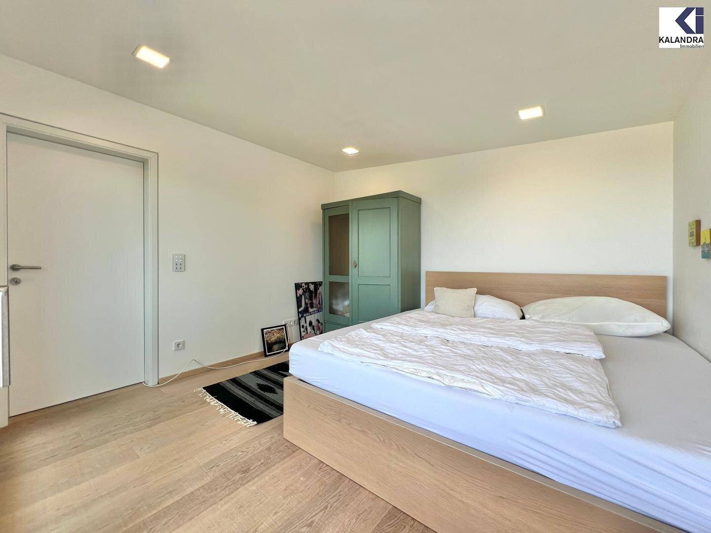 Schlafzimmer 4 +