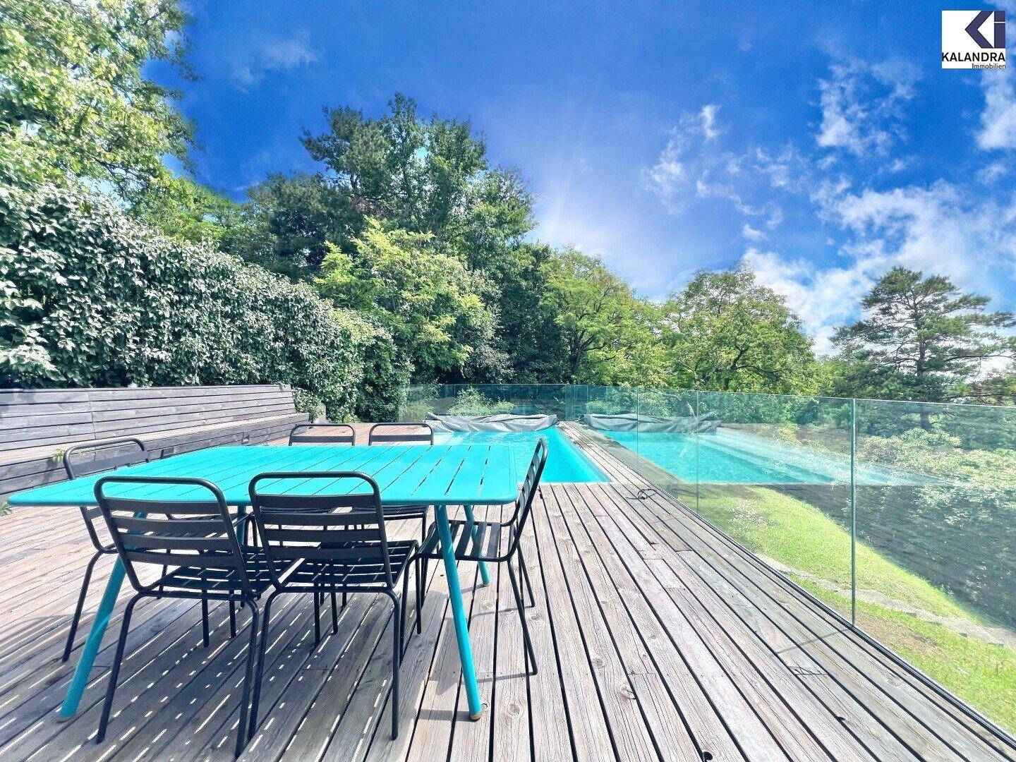 Pool & Haus +
