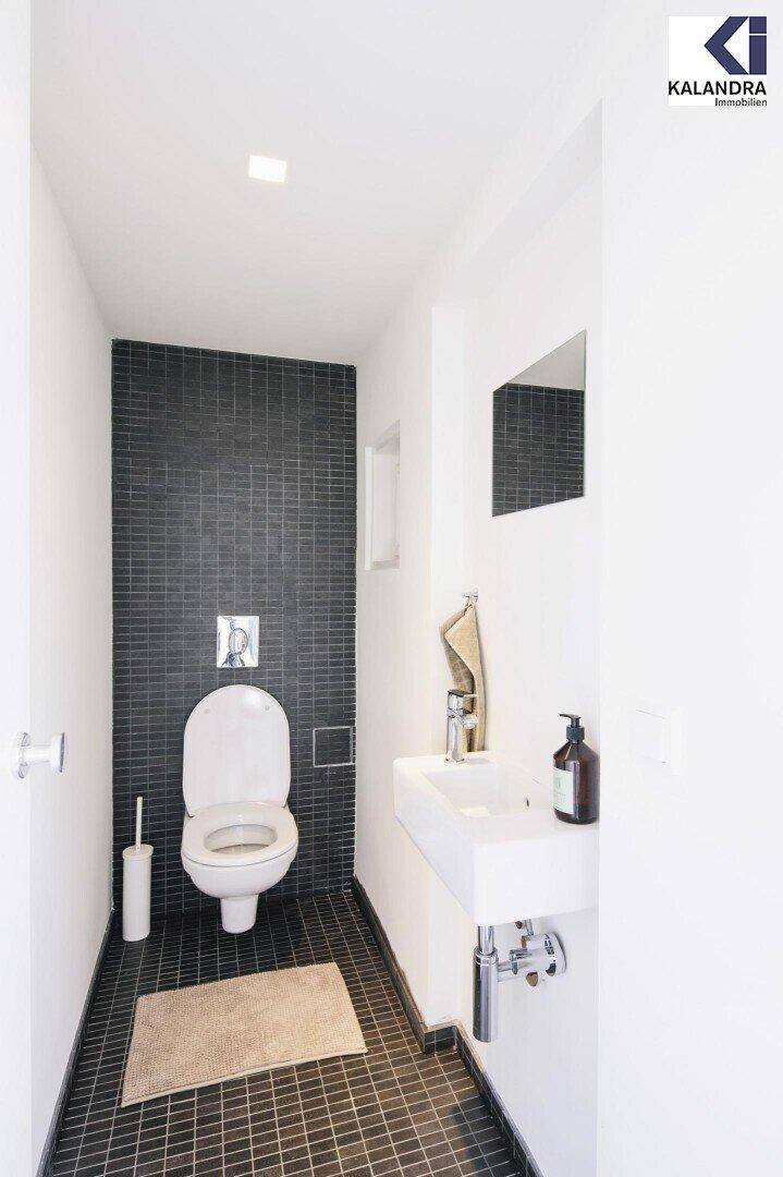 Separates WC +