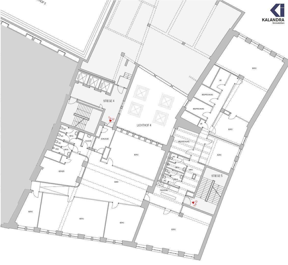 Detaillierter Grundriss eines Bürogebäudes mit mehreren Büroräumen und Lichthof.