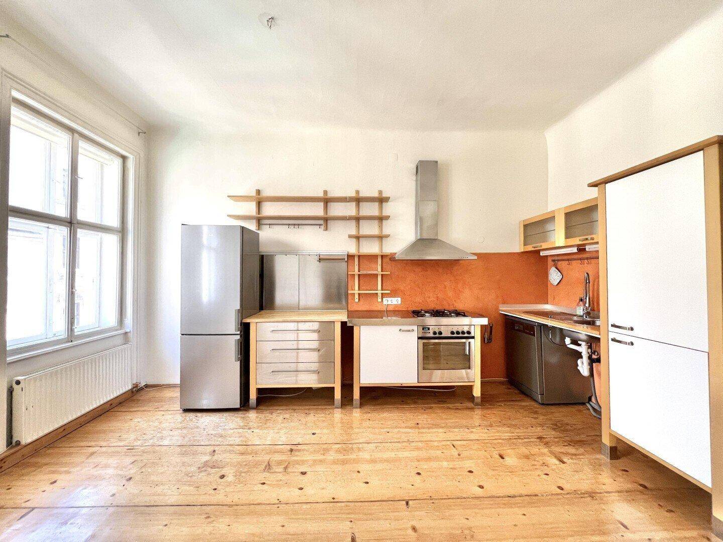 Wohnzimmer & offene Küche
